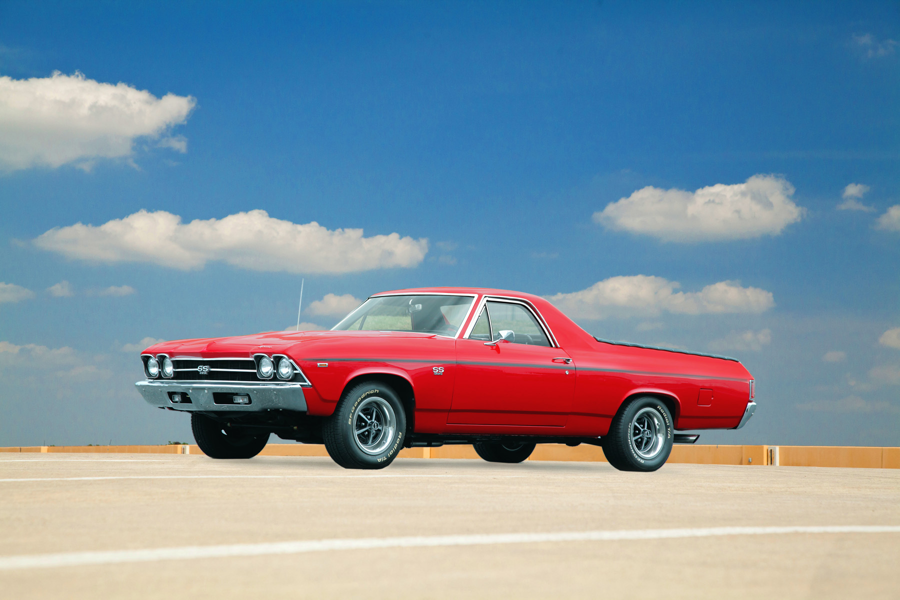 Appraisal: CUSTOM CHEVROLET EL CAMINO American rd quarter- th century Malibu