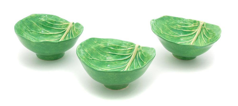 Appraisal: A Set of Six Dodie Thayer Lettuceware Soup Bowls Diameter