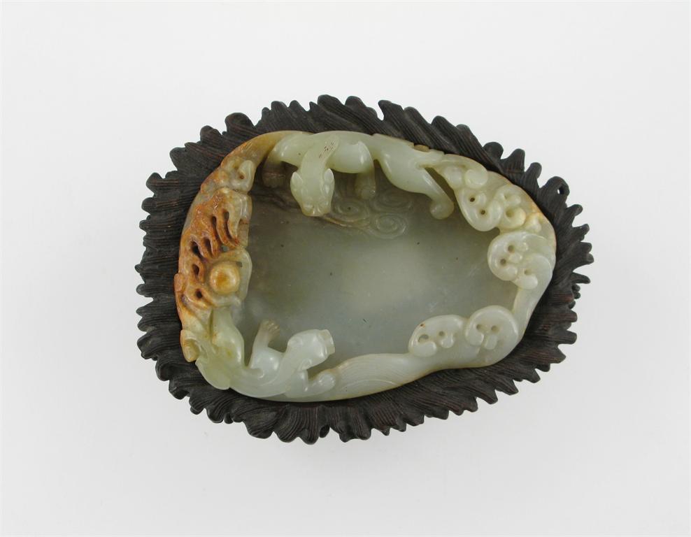 Appraisal: A Chinese jade brush washer