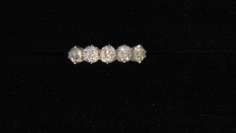 Appraisal: A FIVE STONE DIAMOND DRESS RING the five round old-cut