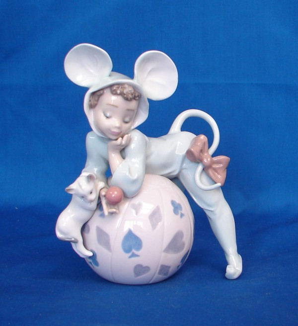 Appraisal: Mischievous Mouse - Retired Good Condition