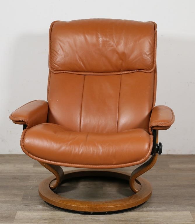 Appraisal: EKORNES STRESSLESS LOUNGE CHAIREkornes Stressless lounge chair Norwegian th century