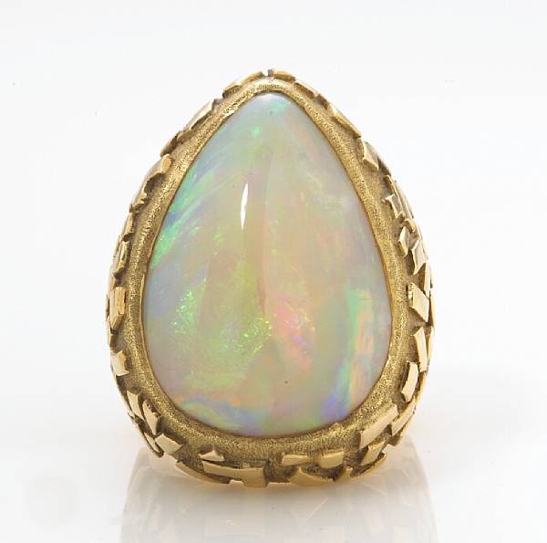 Appraisal: An opal ring gross weight approximately grams mounted in eighteen