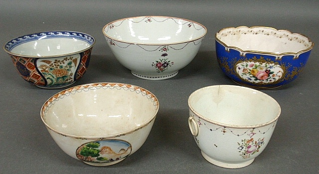 Appraisal: - Five Chinese porcelain bowls th c largest h x