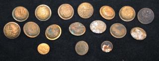 Appraisal: Group of military buttons including Civil War South Dakota Group