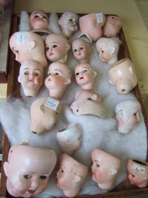 Appraisal: A quantity of bisque dolls heads late th and early