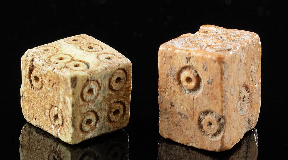 Appraisal: Pair of Roman Bone Dice - Fun for Games Roman