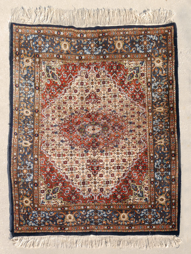 Appraisal: MODERN INDO-PERSIAN HAND KNOTTED WOOL RUG ' x ' ''