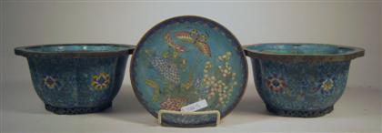 Appraisal: A pair of Chinese cloisonne jardinieres with saucer th century