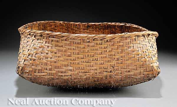 Appraisal: A Large Single Weave Basket Choctaw or Koasati Coushatta natural