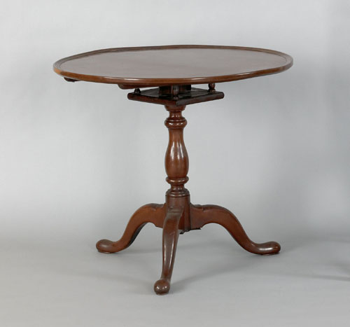 Appraisal: Virginia Queen Anne walnut tea table ca with a circular