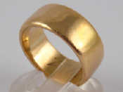 Appraisal: A yellow metal tests carat gold ring probably Russian unascribed