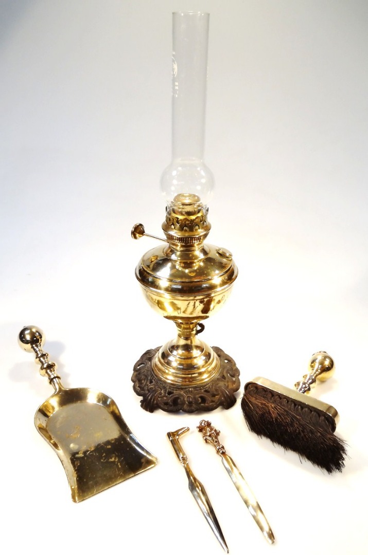 Appraisal: Various brass ware comprising an oil lamp with clear glass