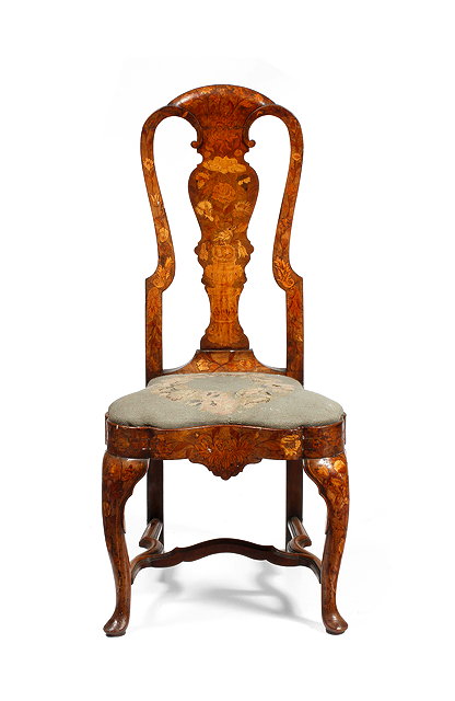 Appraisal: AN ENGLISH EARLY TH CENTURY WALNUT SIDE CHAIR the back