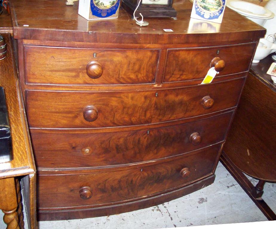 Appraisal: A th century mahogany bow fronted chest of drawers -