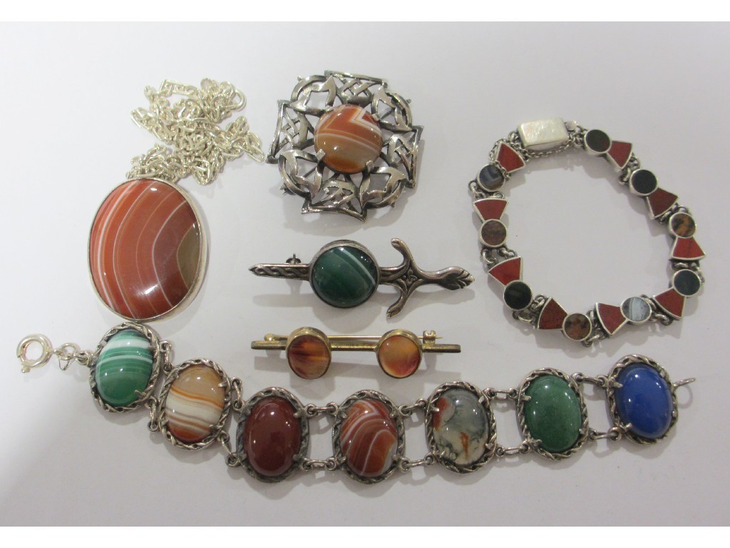 Appraisal: A collection of silver and agate jewellery to include two