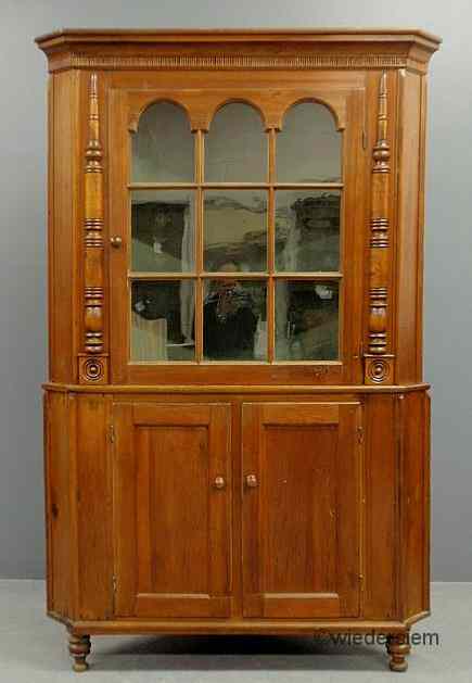 Appraisal: Eastern Shore pine and maple two-piece corner cupboard c with