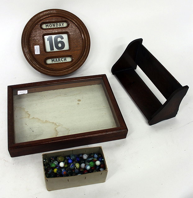 Appraisal: A QUANTITY OF GLASS MARBLES mid th Century and later