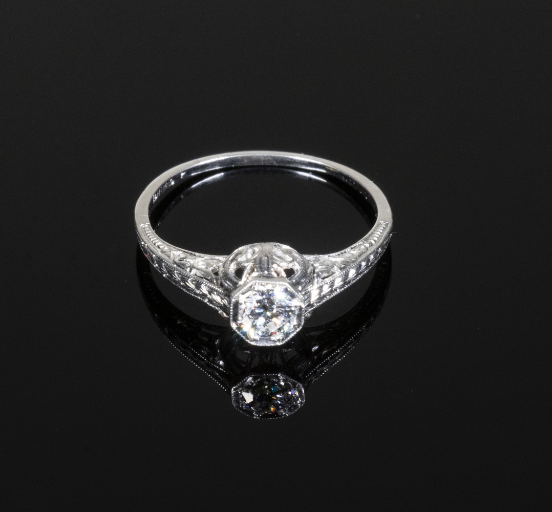 Appraisal: ANTIQUE PLATINUM AND DIAMOND LADIES RING Open lace design with