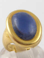 Appraisal: Cartier An carat gold cabochon amethyst ring by Cartier signed