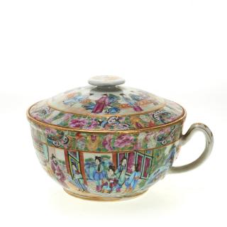 Appraisal: Chinese Export rose mandarin covered tureen Chinese Export rose mandarin