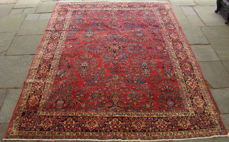 Appraisal: ORIENTAL RUG SAROUK ' x ' Small central medallion of