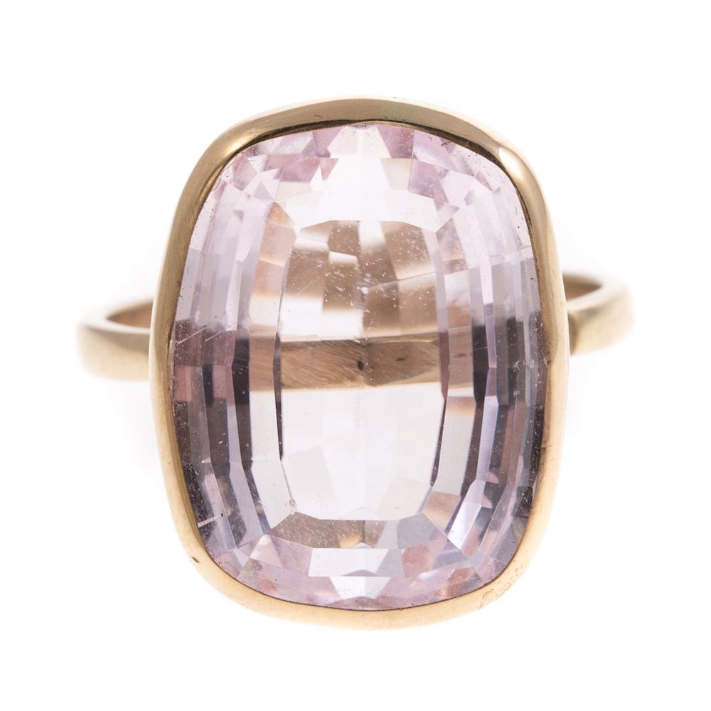 Appraisal: A Ladies Rose Gold Bezel Set Kunzite Ring K rose