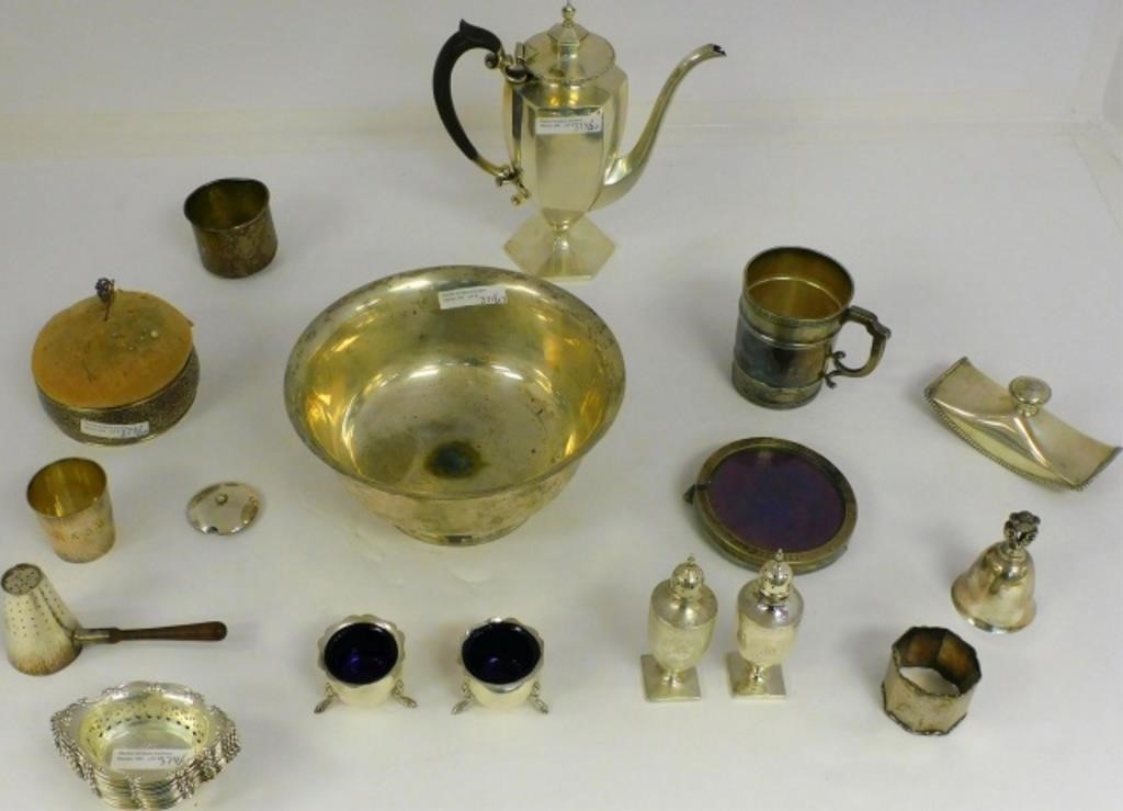 Appraisal: -PIECE STERLING SILVER LOT TO INCLUDE SET OF open work