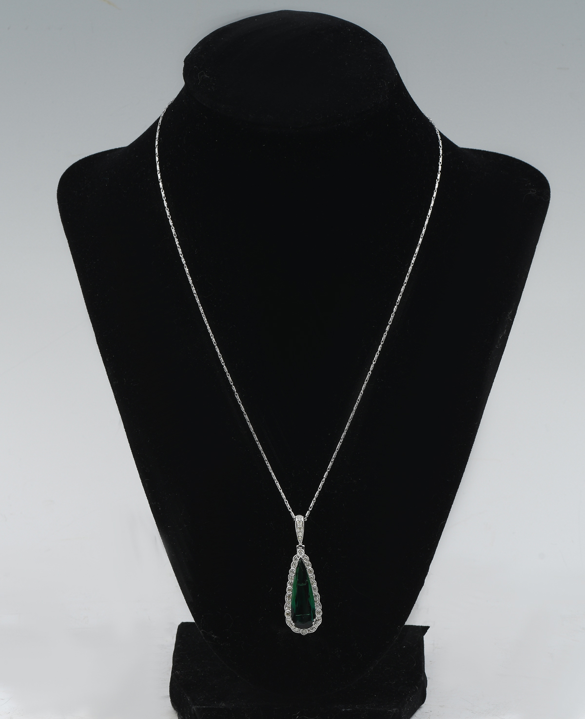 Appraisal: OSCAR FRIEDMAN K CT TOURMALINE DIAMOND NECKLACE Stunning pear shaped