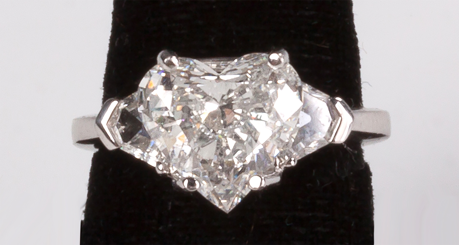 Appraisal: Heart Brilliant Diamond Platinum Ring GIA Report cts x x