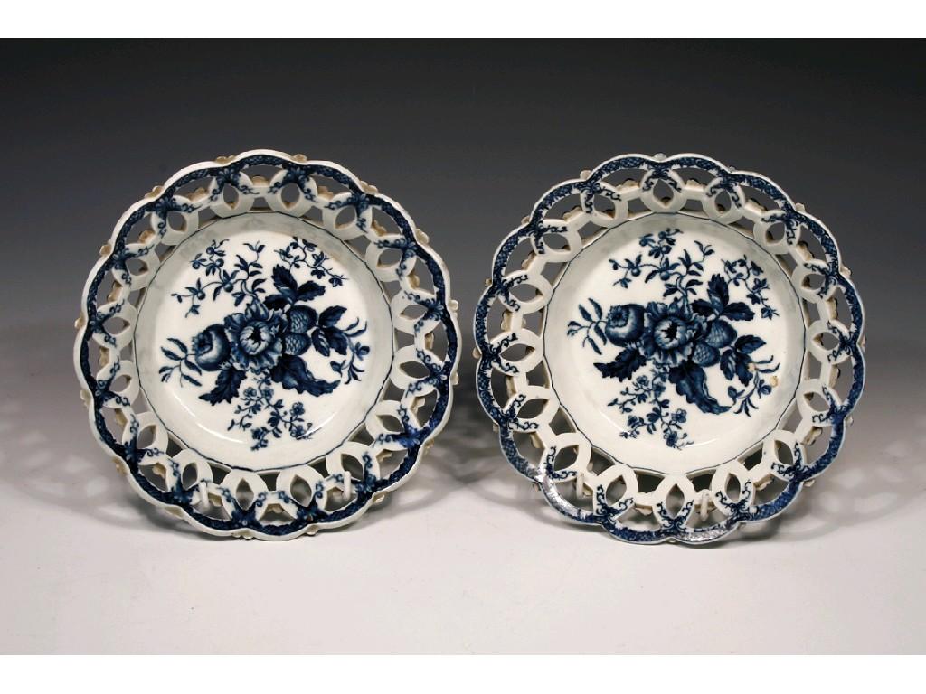 Appraisal: A PAIR OF FIRST PERIOD WORCESTER BLUE AND WHITE BASKET