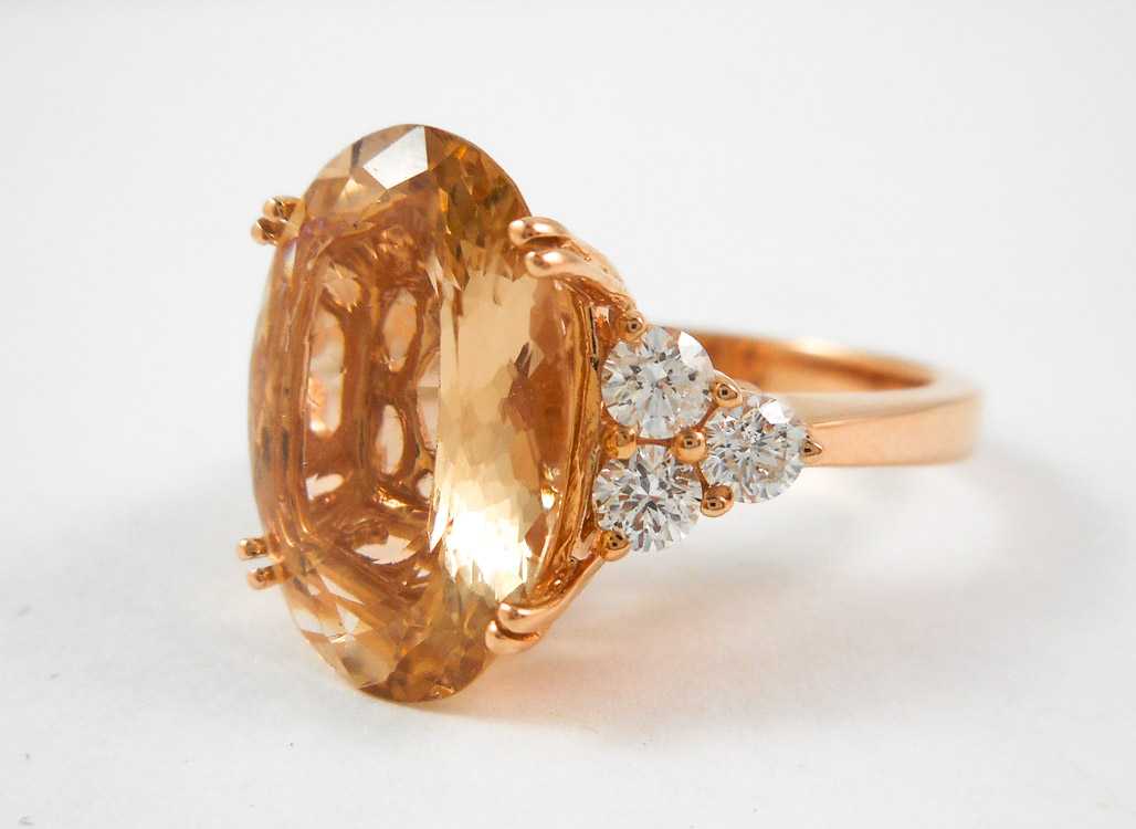 Appraisal: PEACH MORGANITE DIAMOND AND ROSE GOLD RING The k rose