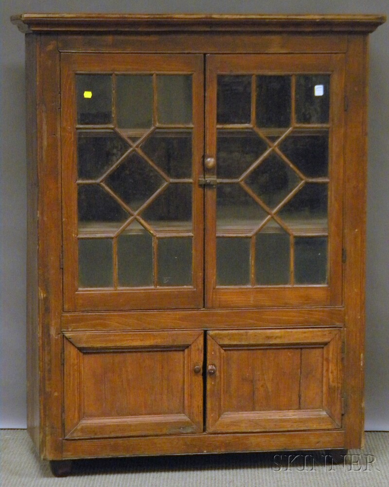 Appraisal: Country Glazed Pine Four-door Cabinet the upper cabinet with two