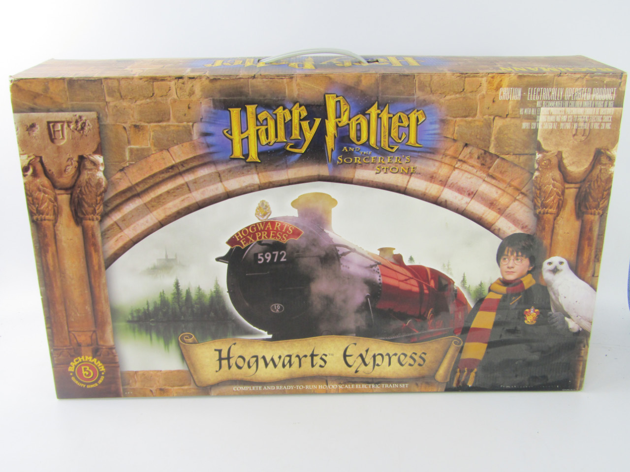 Appraisal: A Bachmann HO OO-gauge Harry Potter Hogwarts Express electric train