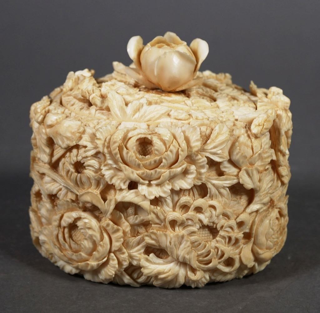 Appraisal: Antique Chinese carved ivory dresser box with flowers and leaves