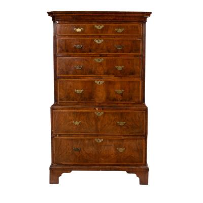 Appraisal: A George III walnut and feather banded chest on chest