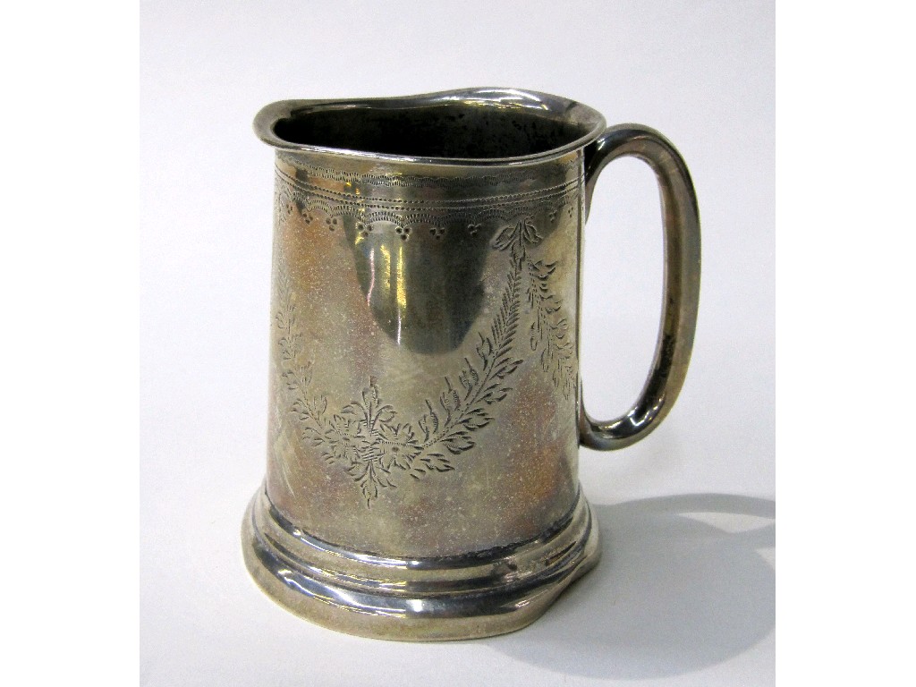 Appraisal: Silver christening mug Birmingham