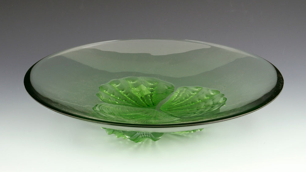 Appraisal: - Art Glass Center Bowl Art glass center bowl on