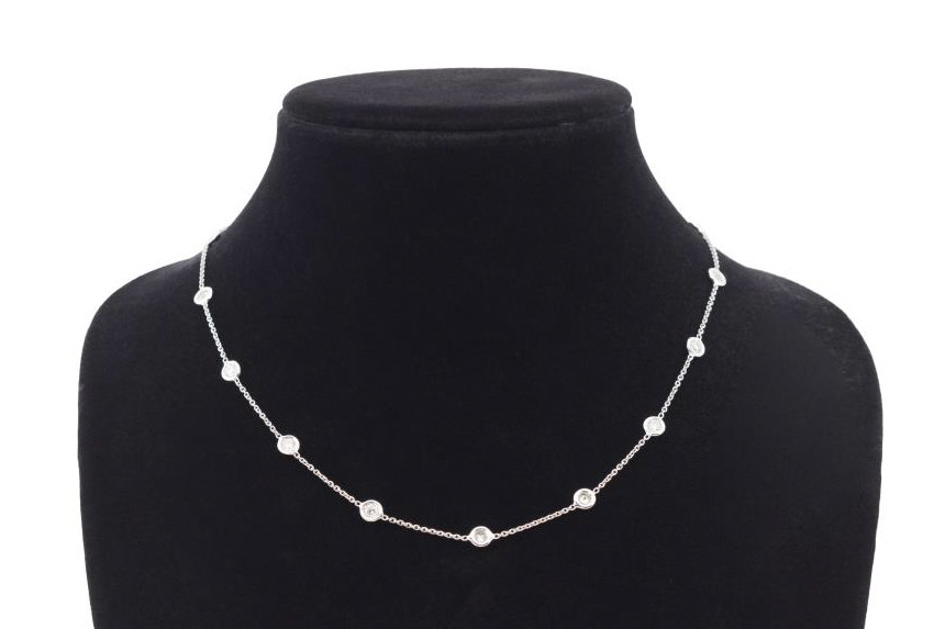 Appraisal: ROBERTO COIN K WHITE GOLD DIAMOND NECKLACE Roberto Coin K