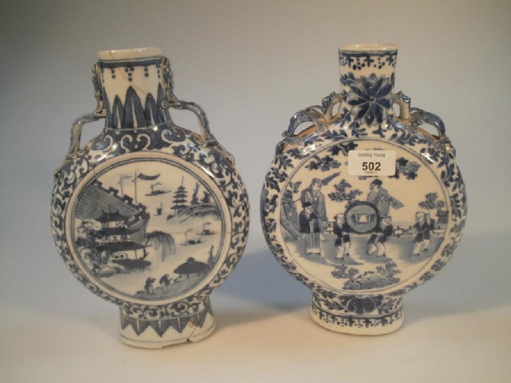 Appraisal: A thC Chinese blue and white moon flask with applied