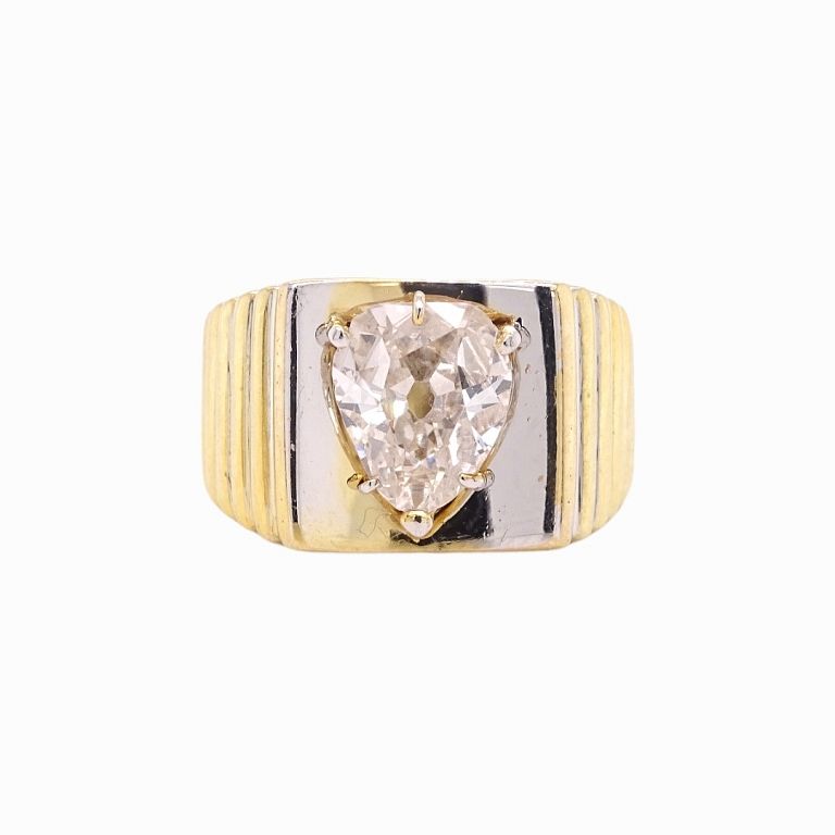 Appraisal: Pear Shape Diamond Ring Pear Shape Diamond Ring Approx Weight