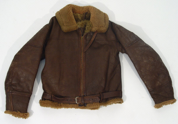 Appraisal: World War II military airman's leather and sheepskin jacket the