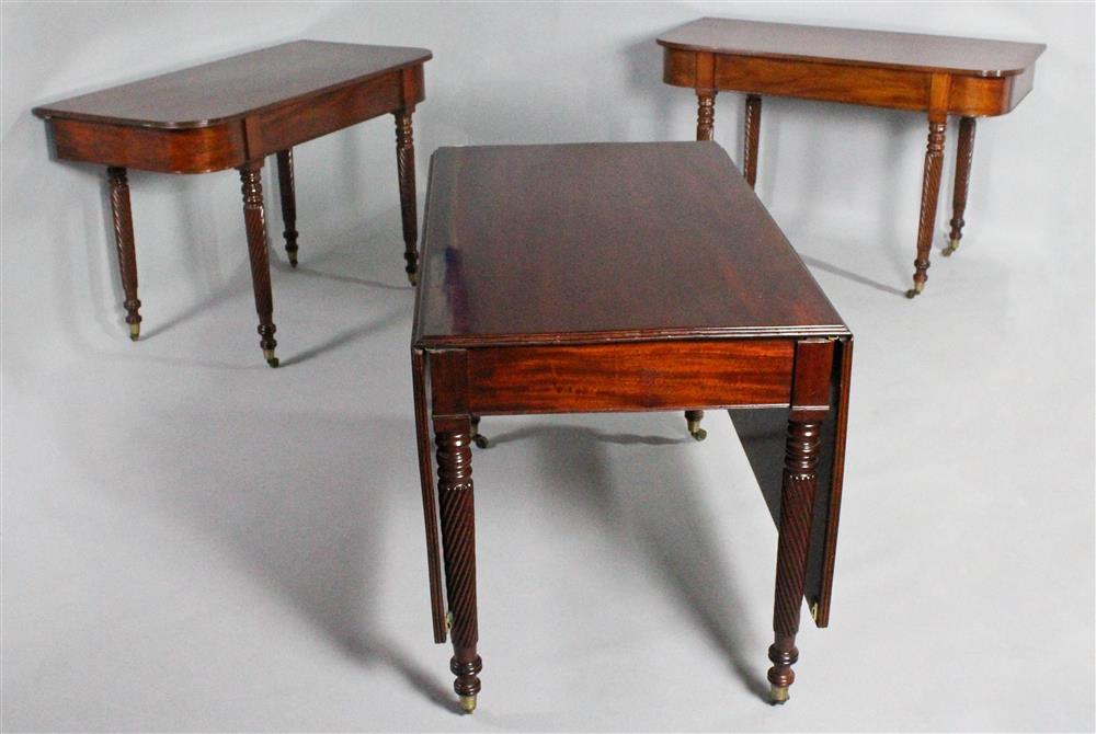 Appraisal: FEDERAL MAHOGANY THREE PART BANQUET TABLE the rectangular table central