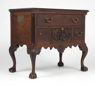 Appraisal: An American Chippendale mahogany chest Circa Philadelphia PA with an