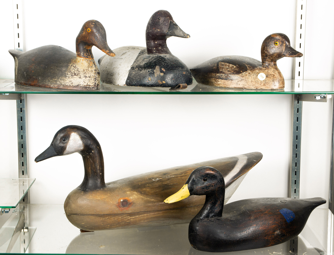 Appraisal: LOT OF DUCK DECOYS INCLUDING A GOOSE Lot of Duck