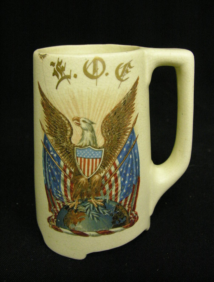 Appraisal: ROSEVILLE LODGE LINE MUG EOE Size Condition rim chip with