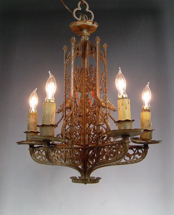 Appraisal: 's MIZNER QUALITY CAST BRONZE LIGHT CHANDELIER Cast bronze with