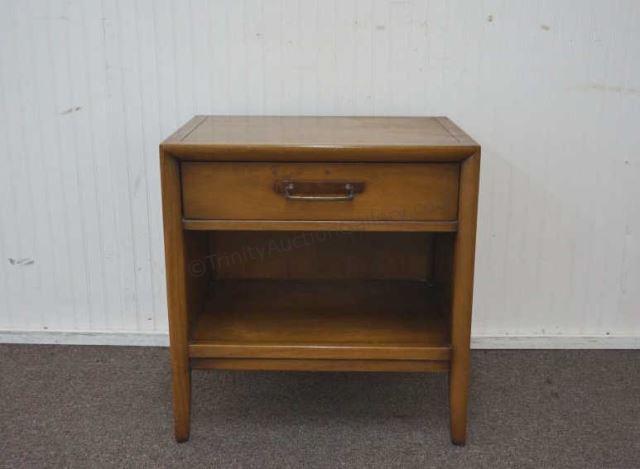 Appraisal: Very nice vintage Drexel Meridian Mid Century Modern walnut nightstand