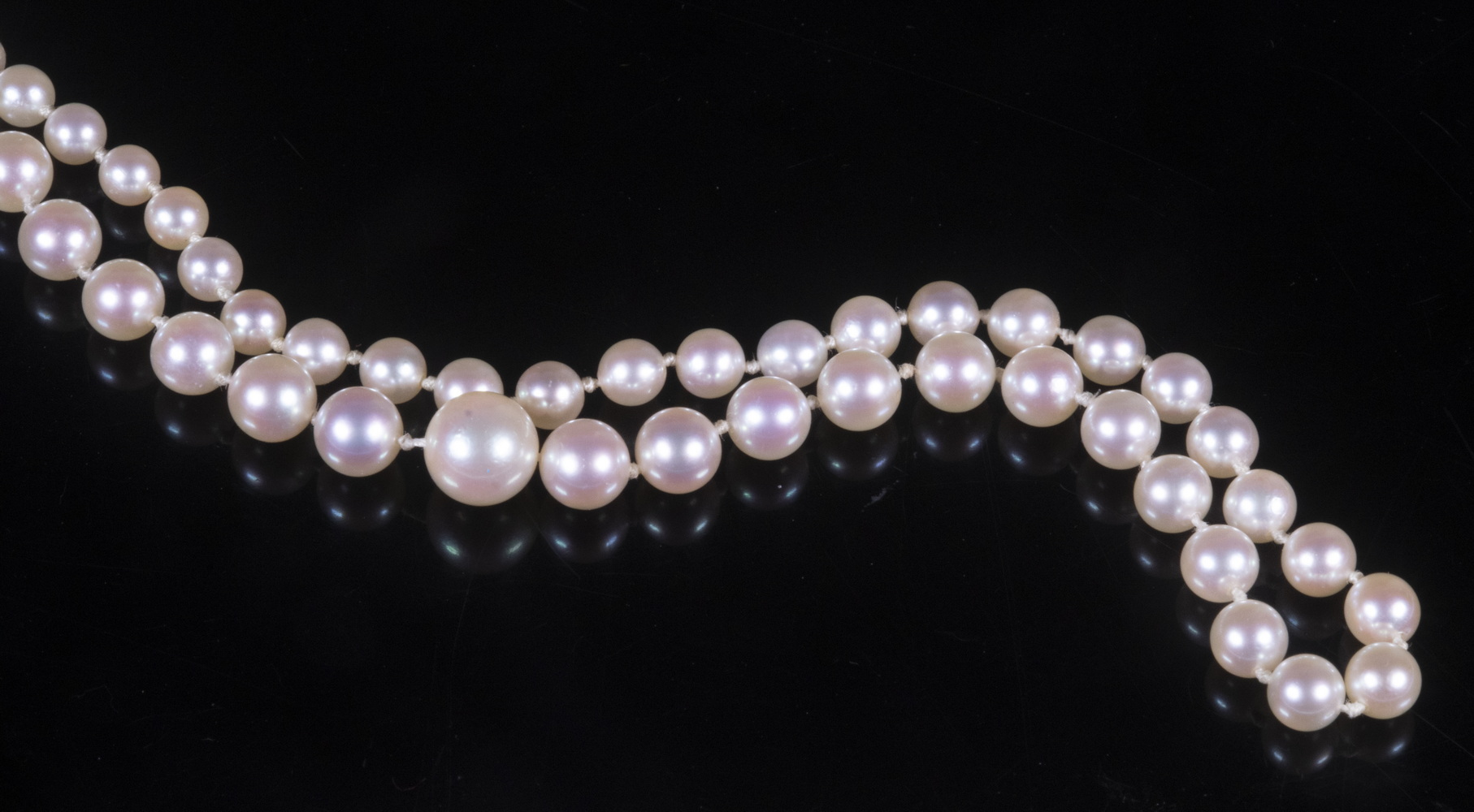 Appraisal: PEARL NECKLACE Single Strand of Graduated Pearls mm to mm