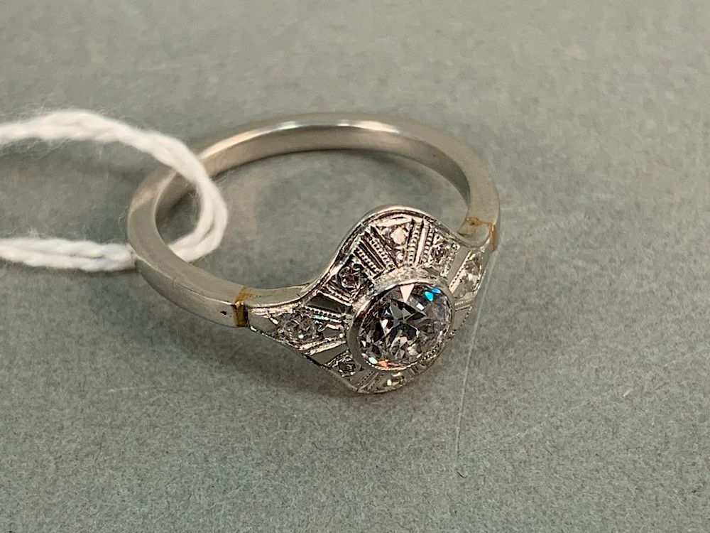 Appraisal: Platinum and diamond ring center diamond approximately cts size Platinum